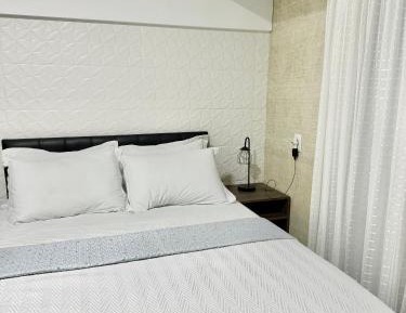 Standard Double Room with Shared Bathroom
