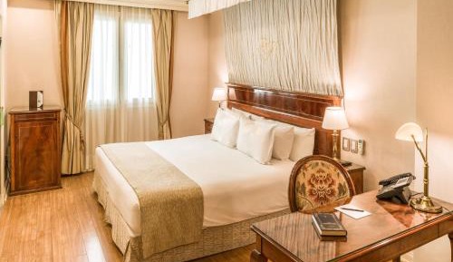 Melia Room King Bed