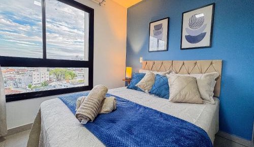 Apartment with City View