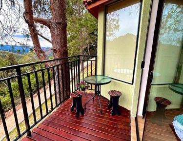 Superior Chalet
