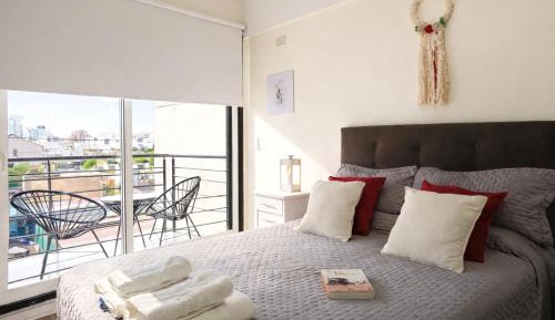 Studio with Balcony