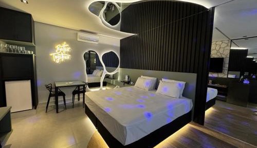 Superior King Suite