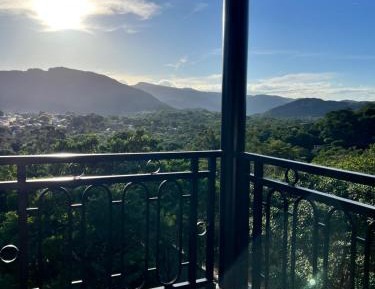 Suite with Mountain View