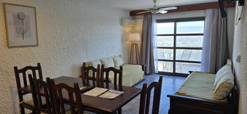  Apartment (3 Adults)