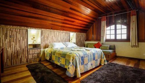 Queen Room with Spa Bath