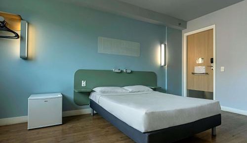 Standard Double Room - Disability Access
