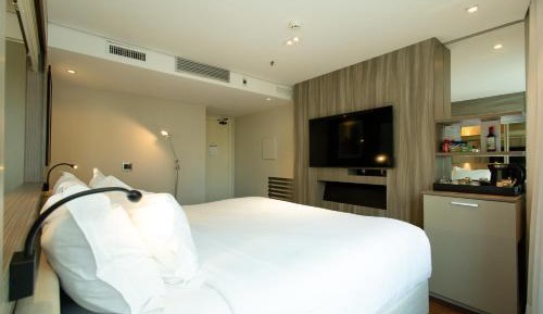 Luxury King Room
