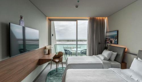 Superior Twin Room with Balcony and Sea View