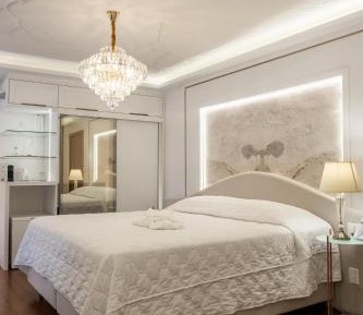 Queen Suite