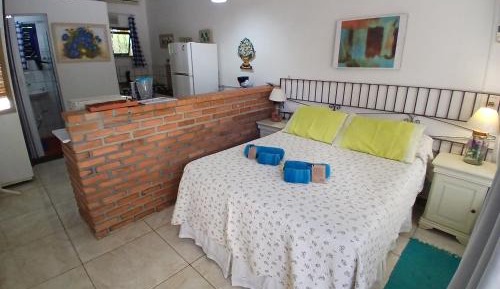 Suite (1-2 Adults)