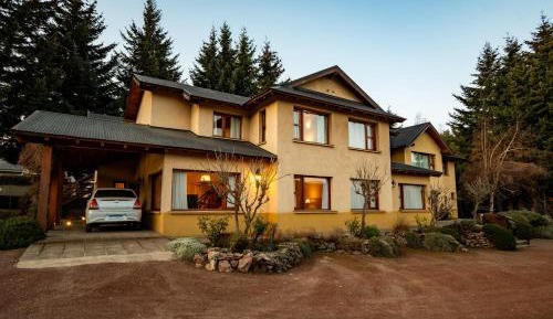Three-Bedroom Standard Apartment