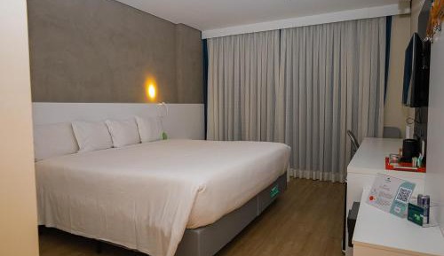 Superior King Bed