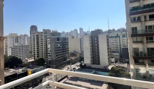 One-Bedroom Apartment with City View