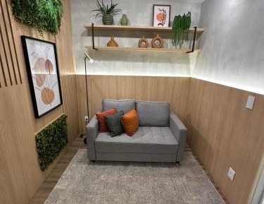 Studio Apartment with Queen Bed
