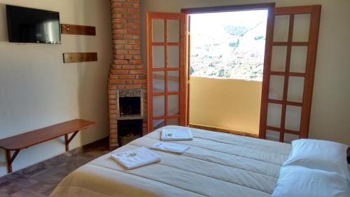 Double Room with Mountain View