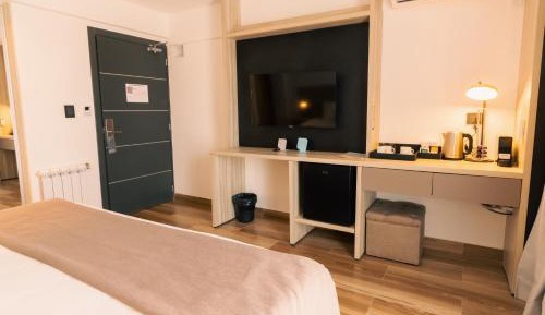 Superior King Room