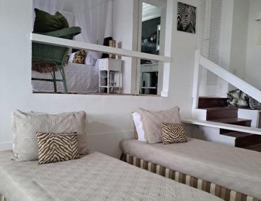 Master Family Suite with Spa Bath