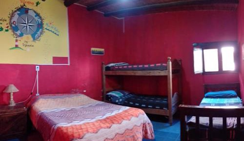 Basic Triple Room with Shared Bathroom
