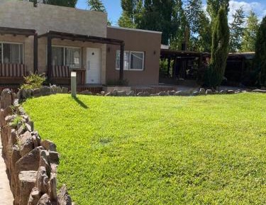 Bungalow (5 Adults)