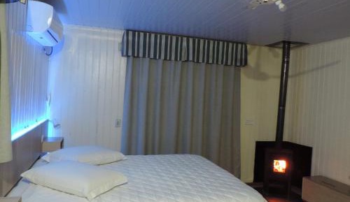 Chalet (2 Adults)