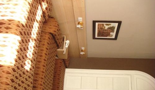 Quadruple Room with Shared Bathroom