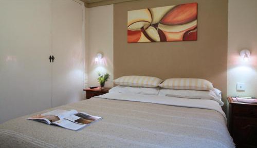 One-Bedroom Bungalow