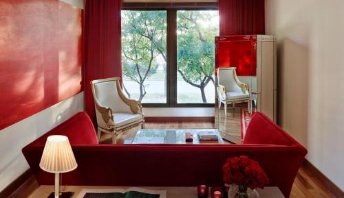 Duplex Suite with One King Bed