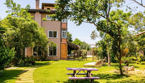 Studio with Garden View