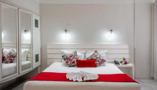 Deluxe Double or Twin Room with Spa Bath