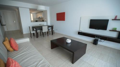 Duplex Apartment (6 Adults)