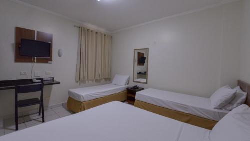 Quadruple Room (1 double bed and 2 single beds)