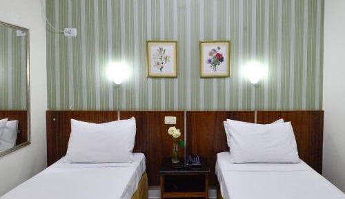 Double Room (2 single beds)