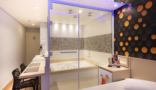 Suite with Spa Bath