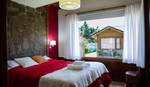 Two-Bedroom Bungalow (4 Adults)