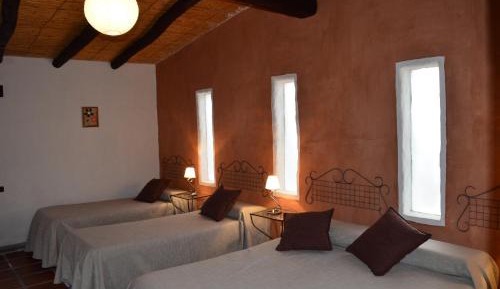 Quadruple Room with Private Bathroom
