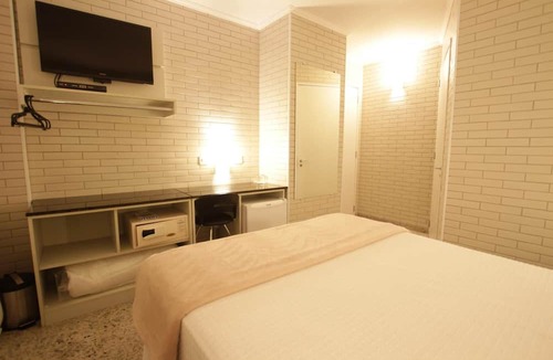 Bom Retiro Hotel | Hotel Confiance Centro Cívico