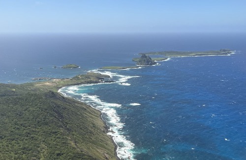 Fernando de Noronha House | Quarto Individual com Banheiro Compartilhado