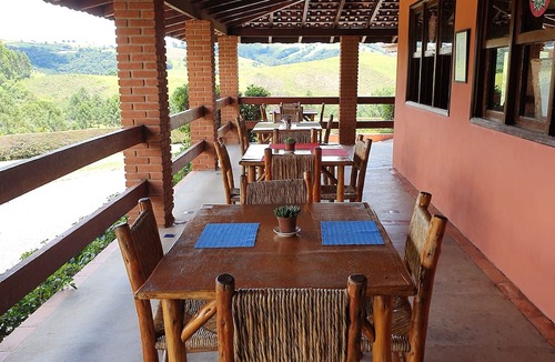 Bueno Brandao Hotel | Cachoeira dos Luis Parque e Pousada