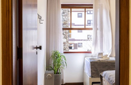 Capivari Apartment | 3 Quartos no Capivari com Lareira