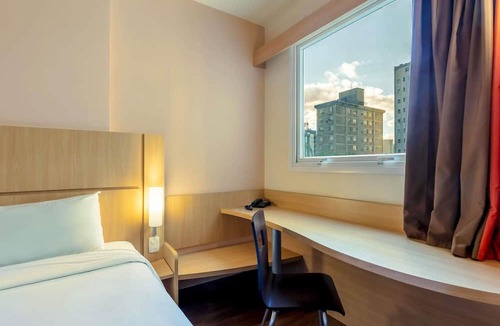 Funcionarios Hotel | ibis BH Afonso Pena Savassi