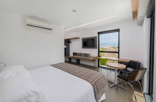 Rio de Janeiro Hotel | Linx Galeão by Wish