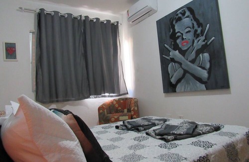 Corrego Grande Apartment | Home of a graffiti artist and artist.