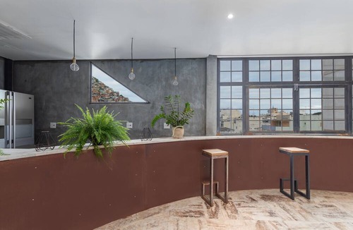 Zona Sul House | 4 Modern Private Ensuites in Ipanema Hills