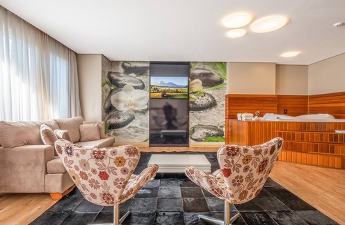 Planalto Hotel | Hotel Refúgio da Montanha - 900m da Rua Coberta
