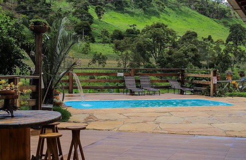 Sabinopolis House | S tio p 8 com Piscina Aquecida e rea Gourmet