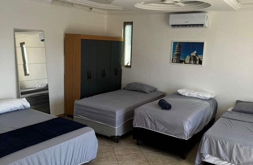 Vila Yolanda Hotel | Pousada Castelo da Villa