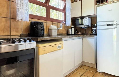 Cachoeira do Bom Jesus House | Cozy house 100 meters from the beach