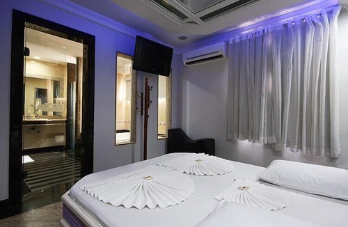 Realengo Hotel | L'amour Hotel