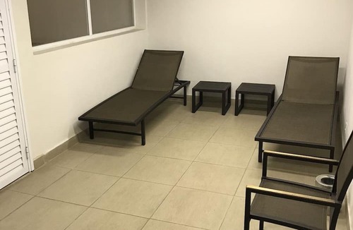 Sao Joao de Meriti Hotel | Well-Equipped Room for Budget Travelers - with Outdoor Swimming Pool and Sauna!