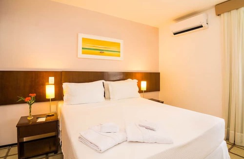 Vicente Pinzon Hotel | Quiet Retreat with Outdoor Swimming Pool Close to Vibrant Local Markets